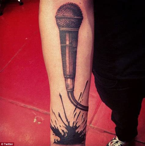 zayn malik tattoo microphone